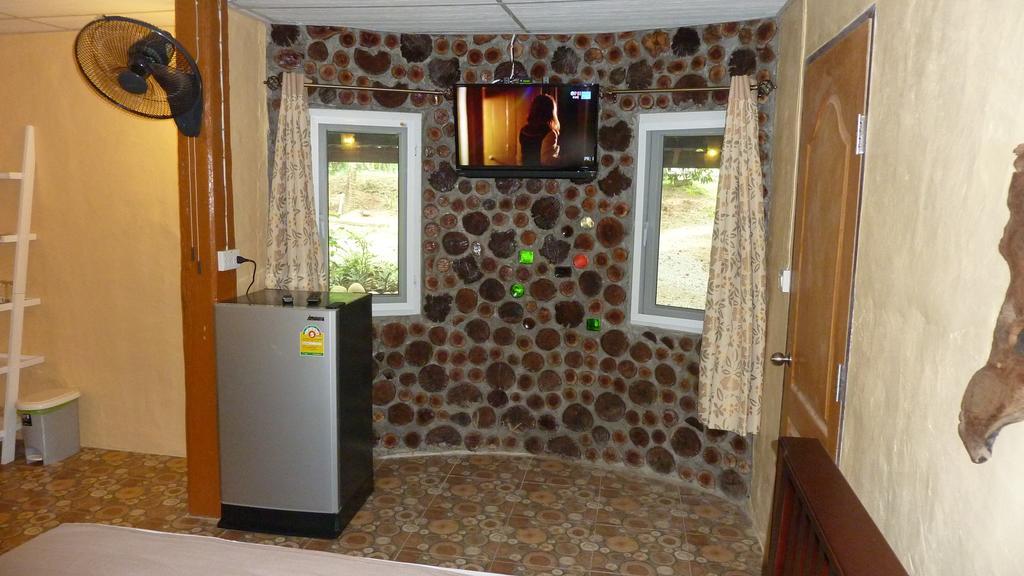 Baandin Chiewlarn Hotel Ban Tha Khun Room photo